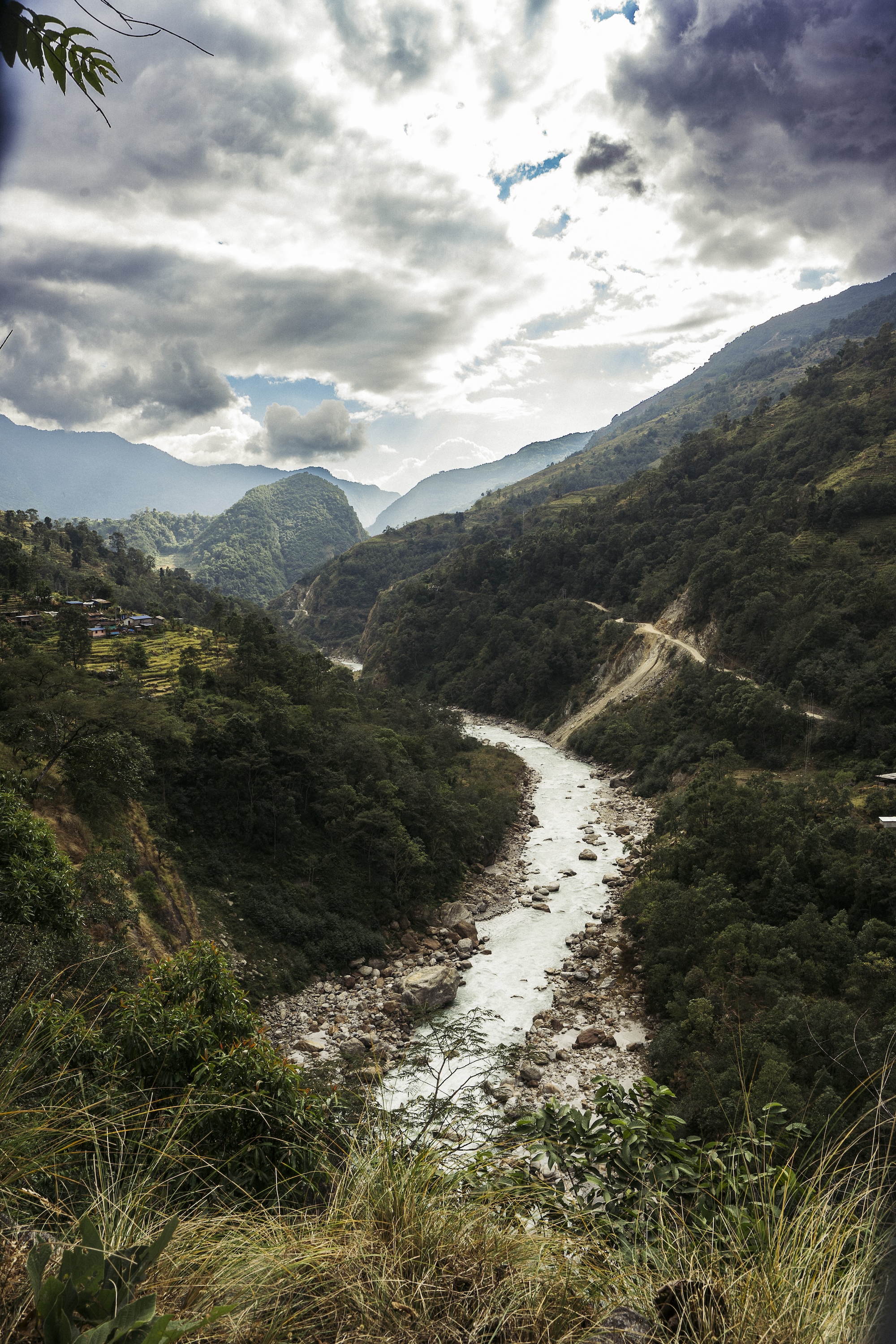 The trail follows the Marsyangdi River